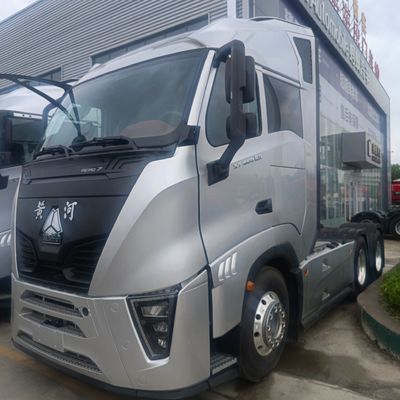 Dieselmotor-Traktor-Lkw mit GCC-Reifenzertifizierung und ≤5 Sitzplätzen