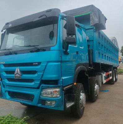 Schwerlastwagen HOWO 8X4 für Bau und Transport