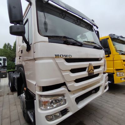 Rohrlose Reifen Hydraulischer Transportwagen mit Sinotruk Chassis und Handgetriebe