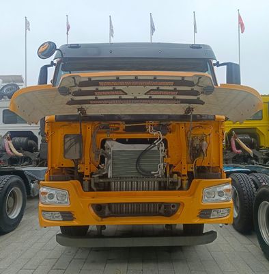 2024 Gebrauchtes chinesisches schweres HOWO-Transportfahrzeug mit 600L Kraftstoffbehälter und Semi-Anhänger