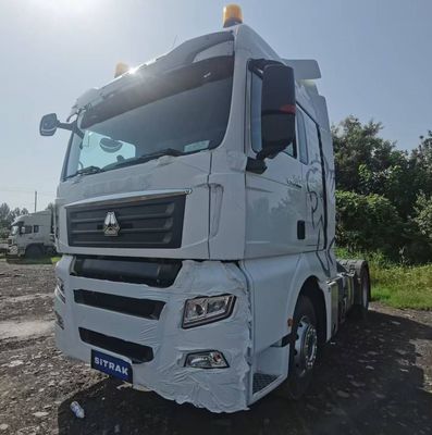 600L Kraftstoffbehälter Schwerlastzug Traktor Ladungstransportwagen Sitrak zum Ziehen von Sattelanhängern