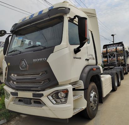 Zusammengestellte Paketgröße HOWO N 440/460HP 6X4 LNG/CNG-Traktoren für den Güterverkehr
