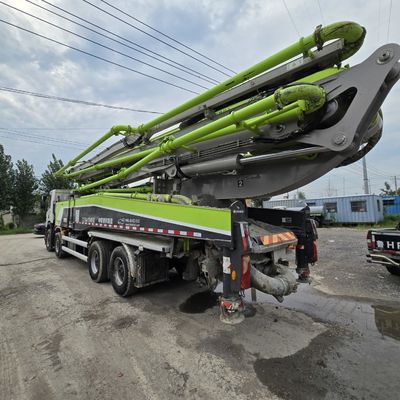 Sinotruk Chassis Schwermaschinenteile Reifen und individueller Anforderung mit Lenken