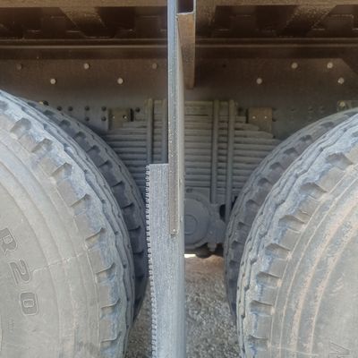 Gebrauchtes Dumping-Typ Front-Lifting-Stil Schwerlast-Dump-Truck-Chassis in gutem Zustand