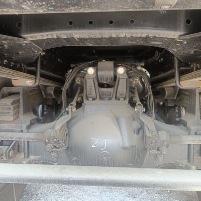 Gebrauchtes Dumping-Typ Front-Lifting-Stil Schwerlast-Dump-Truck-Chassis in gutem Zustand