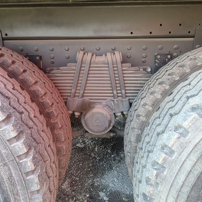 Diesel Sinotruk 6X4 Dump Truck mit ISO-zertifizierten Reifen und hydraulischer Lenkung
