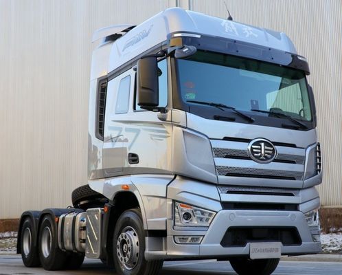 Schwerlastfahrzeug 6x4 mit Luftfederungssitz und hydraulischer Lenkung