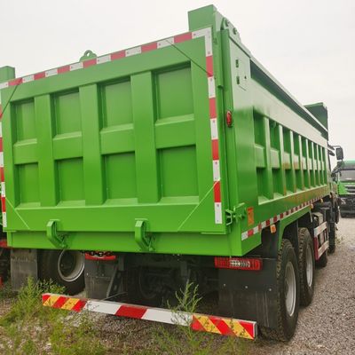 Stadtbaumaterialien Schwerlastlastwagen Hongyan mit Klimaanlage und Kabine