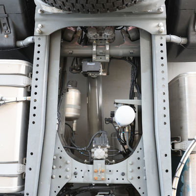 6 Monate Nachverkaufsservice 480 PS CNG-Traktor mit Luftaufhängungssitz 1000L Tank