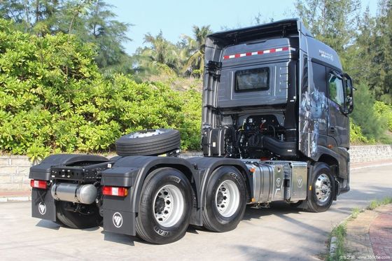 CNG-Traktor mit hohem Drehmoment mit Luftaufhängung 6,8x2,5x3,8 m und Schleppwagen