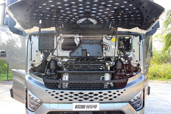 CNG-Traktor mit hohem Drehmoment mit Luftaufhängung 6,8x2,5x3,8 m und Schleppwagen