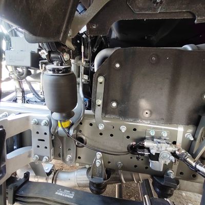 Gebrauchtes Sinotruk HOWO/ Shacman Traktor Transport Frachtwagen 6,5x2,5x4m
