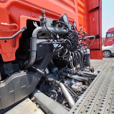 Sinotruk Gebraucht HOWO Transport Güterwagen Schwerlastwagen CNG 6X4 Traktorwagen