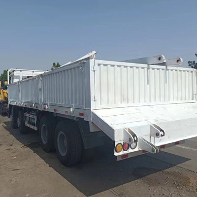 Dauerhafter HOWO 371 Müllwagen für den Bau 6.8x2.5x3.8m 30-Tage Geld-zurück-Garantie