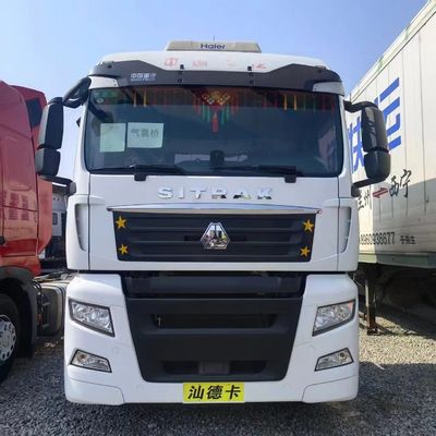 480 PS CNG-Traktor mit Sitzmotor mit Luftfederung &gt; 8 L 400 L Tank