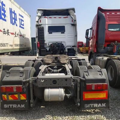 480 PS CNG-Traktor mit Sitzmotor mit Luftfederung &gt; 8 L 400 L Tank