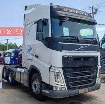 Volvo prime s Gebrauchttraktor auf 460 PS 6X2r National V mit Hydrauliklenkung