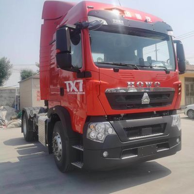 Rohrloser Reifendesign 400hptx7 HOWO Tipper Anhänger Lkw mit Kohlenstoffstahl Ladekiste