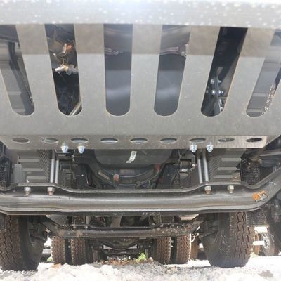 21-30 t Kohlenstoffstahlfrachtwagen FAW 8X4 Lkw mit Reifen und hydraulischem Servolenkungssystem