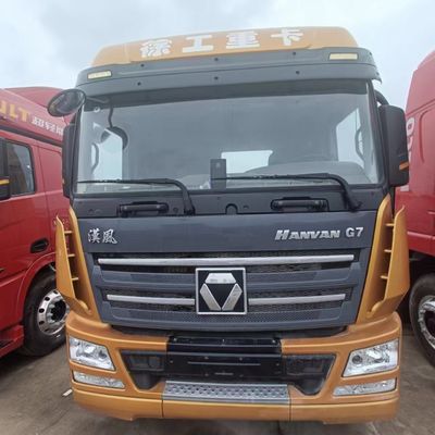 Reifen Schwerlastfahrzeug Sinotruk Chassis Müllwagen mit hydraulischer Steuerung