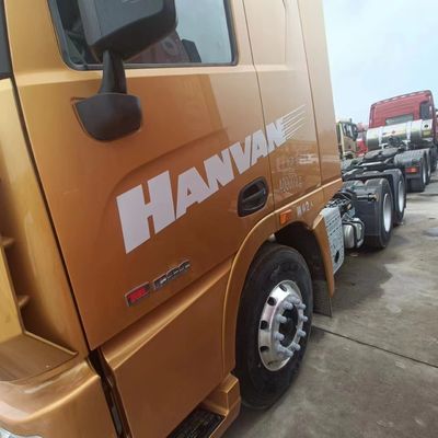Reifen Schwerlastfahrzeug Sinotruk Chassis Müllwagen mit hydraulischer Steuerung