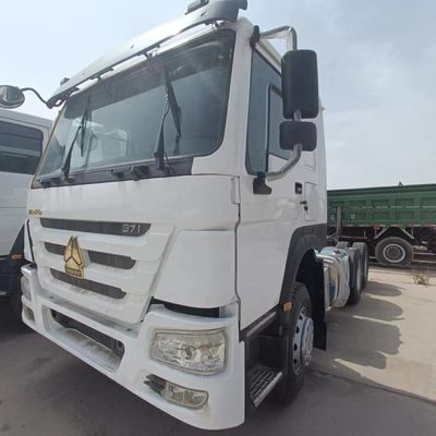 Anpassung in Afrika Sinotruk HOWO 371HP 6X4 10 Räder Anhänger Kopf Traktor