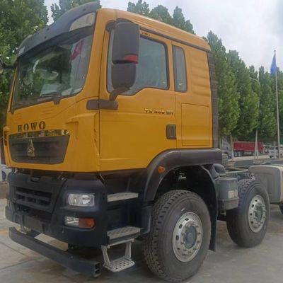4-6L Triebwerkskapazität Dump Truck HOWO für Bauarbeiten in 11x2.55x3.49m Größe