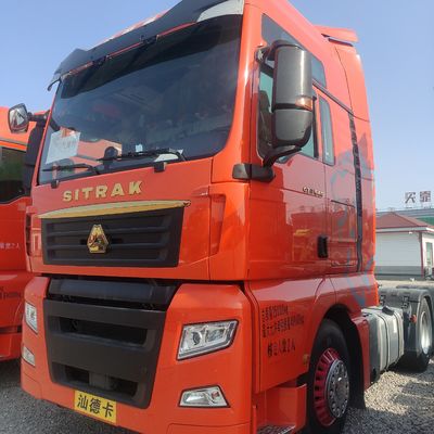 Fahrersitz Schwerlastwagen Gebraucht Sitrak G7h Traktor mit Rohrlosen Reifen