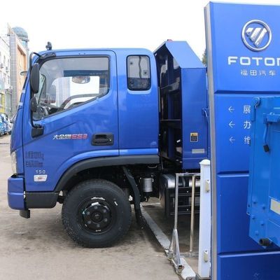 Vorwärtshebe-Dumping-Typ Sinotruk-Nutzfahrzeug mit hydraulischer Lenkung und Reifen