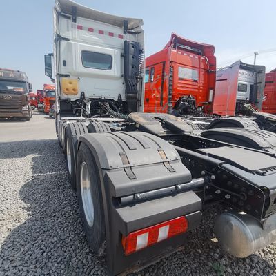 Dongfeng Shacman 7 Tonnen Anhänger mit 400 L Tank und Automatikgetriebe