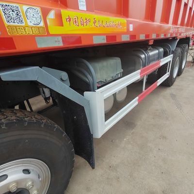 Vorwärtshebe-Stil verwendet Sinotruk HOWO 6*4 Dump Tipper Truck für Schwerlasttransport