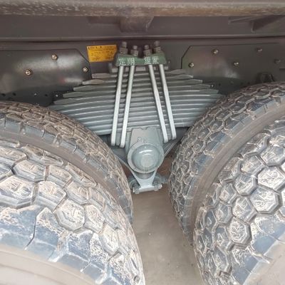 Vorwärtshebe-Stil verwendet Sinotruk HOWO 6*4 Dump Tipper Truck für Schwerlasttransport