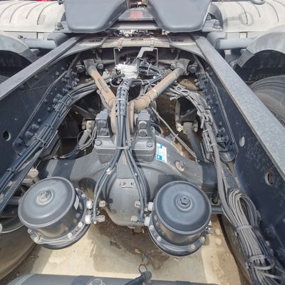 Dump Chassis mit hydraulischem Steuerungssystem mit Leistungshilfe und Motorkapazität von 4-6 L