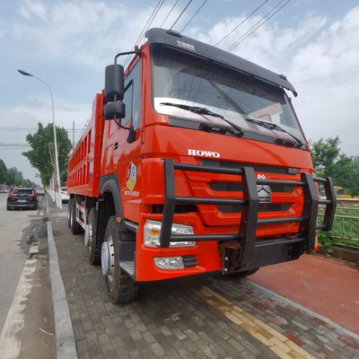 12100.000kg Gebrauchtes Schwerlast-Traktorfahrzeug mit Sinotruk-Chassis und 28V-1500 Kw-Alternator