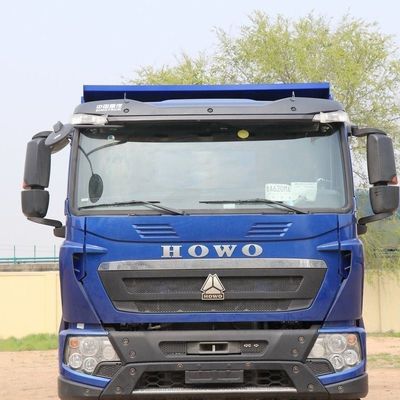 Schwerlast-Traktor-Anhänger mit 400-Liter-Tank und Zubehör