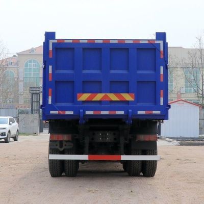 Sinotruk HOWO T7h Traktormotor mit Luftfederungssitz 440 PS und 1000 L Kraftstofftank