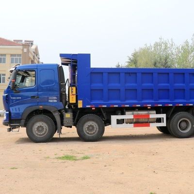 Sinotruk HOWO T7h Traktormotor mit Luftfederungssitz 440 PS und 1000 L Kraftstofftank