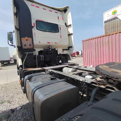 10 Rollen- und Traktorfahrzeuge mit Paketbruttogewicht 7500.000kg
