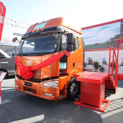FAW Jh6p Euro 3 6X4 Diesel-Traktor 460 PS Manuelle Getriebe Anpassung für Kilometerleistung 100000 km