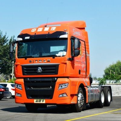 HOWO schwerer CNG-Traktor für den Transport von Halbanhängern