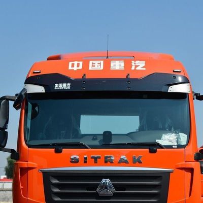 HOWO schwerer CNG-Traktor für den Transport von Halbanhängern