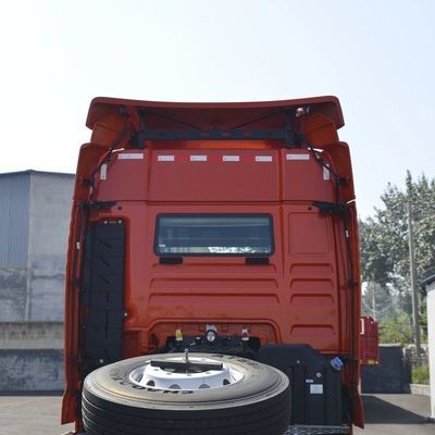 HOWO schwerer CNG-Traktor für den Transport von Halbanhängern