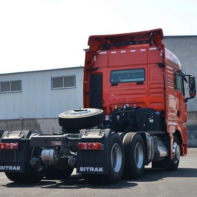 HOWO schwerer CNG-Traktor für den Transport von Halbanhängern