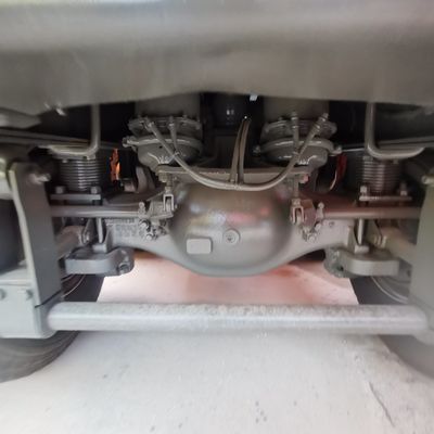 Handgetriebe Sinotruk Chassis 6X4 Industrie-Dump-Fahrzeug für Erdmover