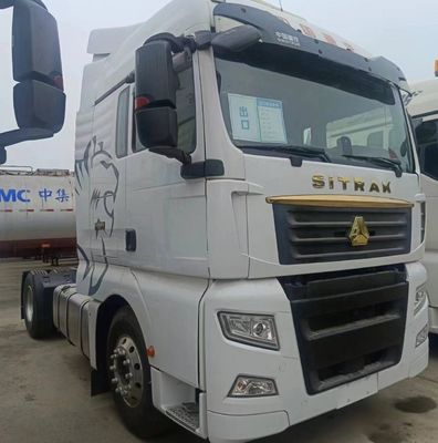 Diesel-Traktor-Lkw mit Schleppanträger Euro 5 Emissionsstandard und Effizienz