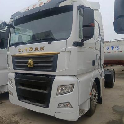 Diesel-Traktor-Lkw mit Schleppanträger Euro 5 Emissionsstandard und Effizienz