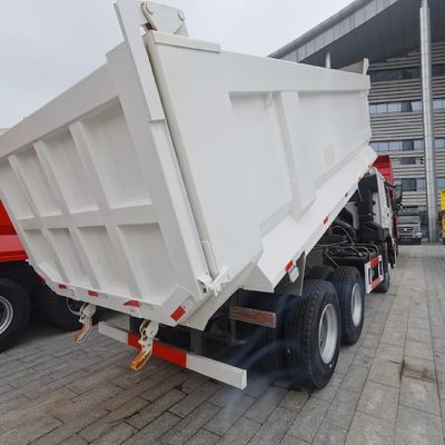 6 Monate Kundendienst Sinotruk Fahrwerk Hovo 6X4 LHD Schwerlastwagen