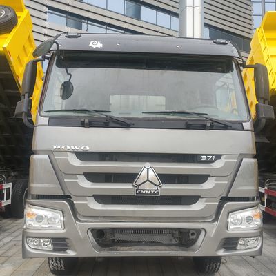 Verkaufen Sie 6x4 10 Räder Gebraucht HOWO Dump Truck Nachverkaufsservice für 6 Monate