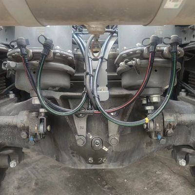 Schwerlast-Traktoranhänger mit leistungsstarkem Dieselmotor