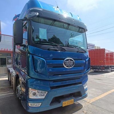 Jiefang J7 Truck 6 Monate Nachverkaufsservice Shacman 560 PS Schwerlastteile Sitzplätze ≤5